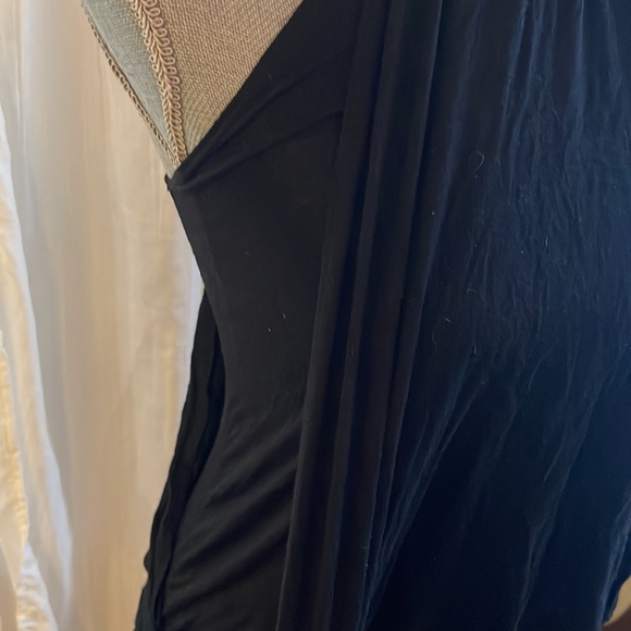 Front and back drape tank top - Picture 2 of 3